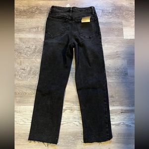 Black cropped jeans